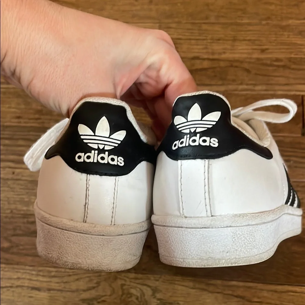 adidas stylish comfortable